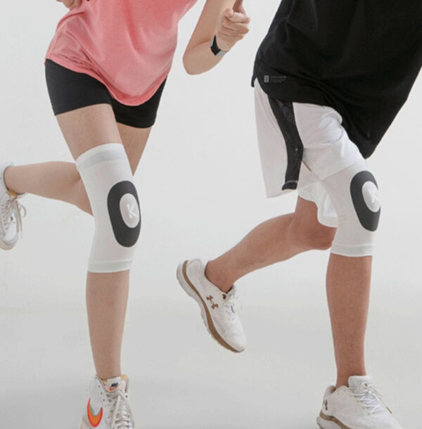 CoreFlex Compression Knee Sleeve (Single, Unisex)